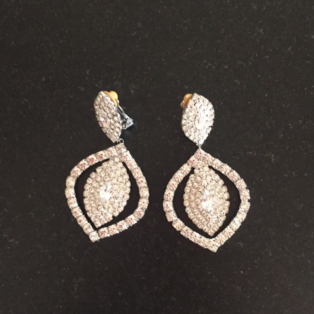 Vintage 1955 rhinestone clip earrings